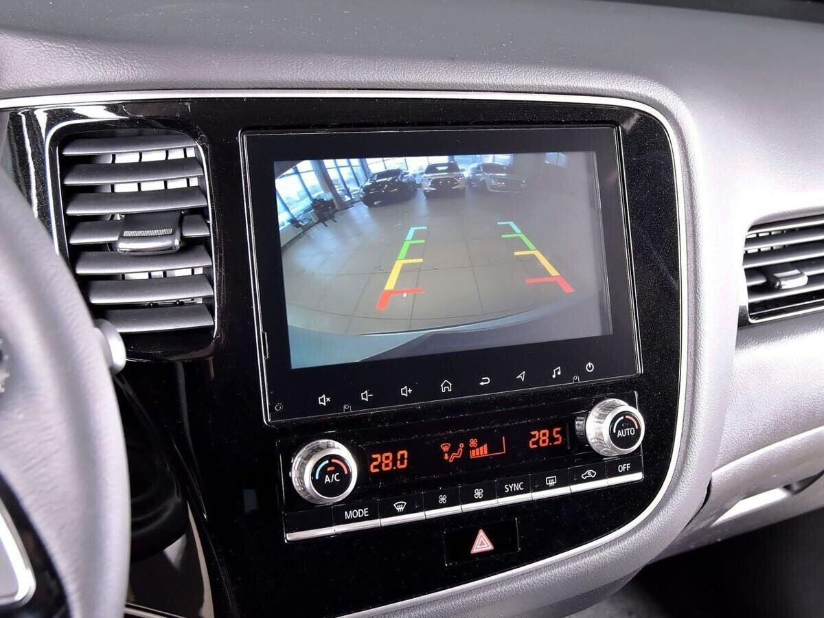 Mitsubishi Outlander 2021