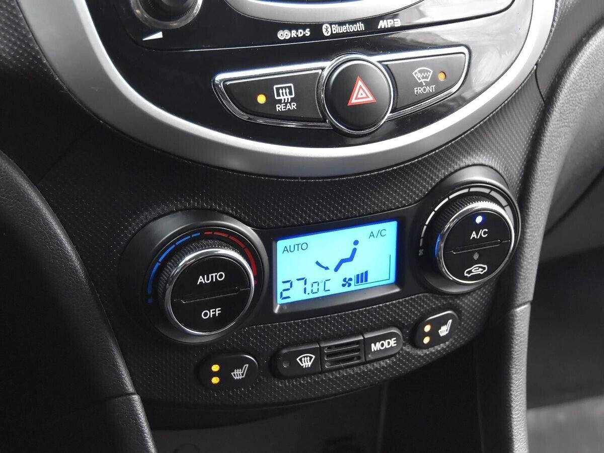 Hyundai Solaris 2011