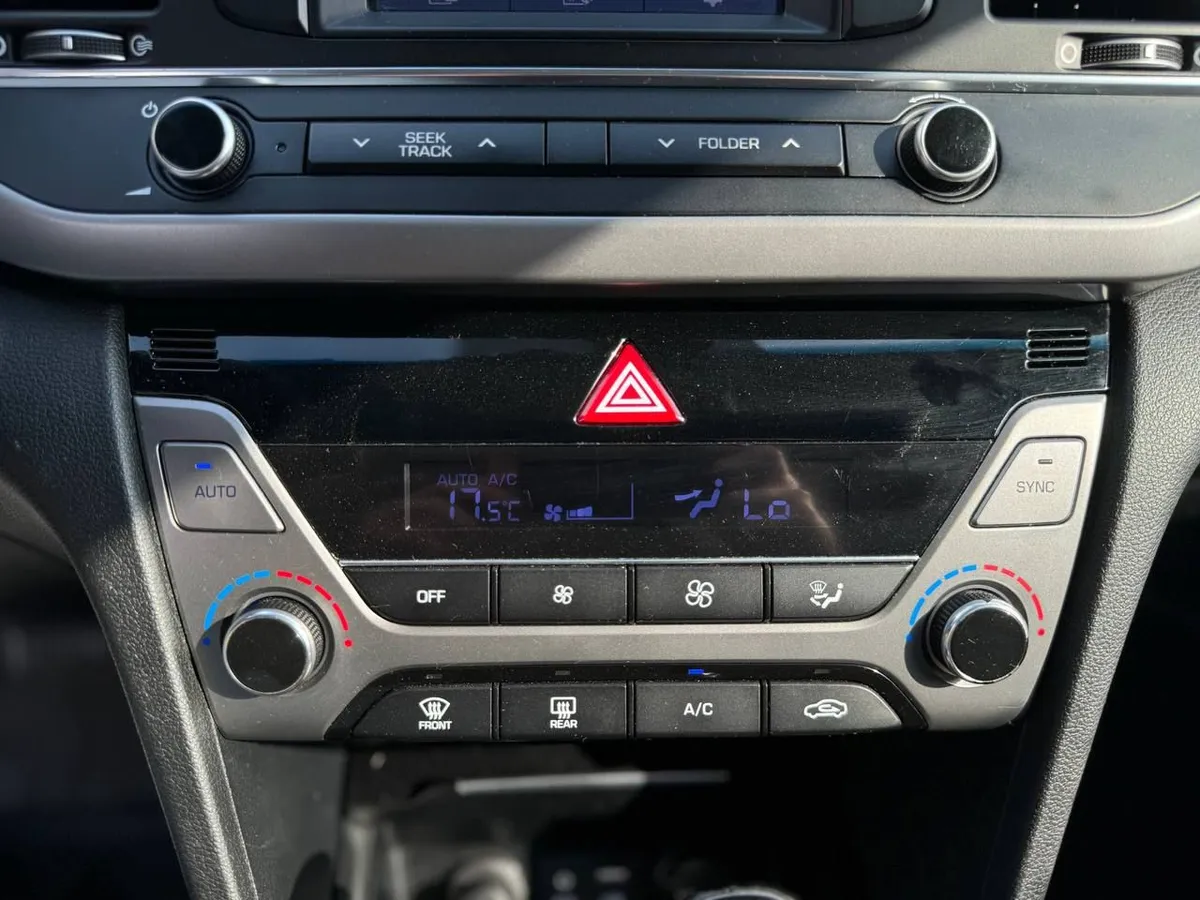 Hyundai Elantra 2017 Active