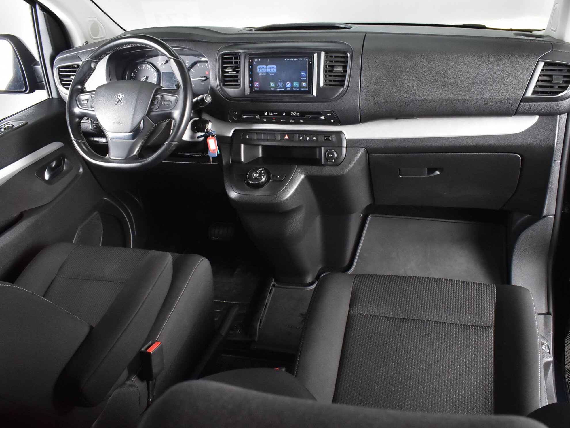 Peugeot Traveller 2021 Active