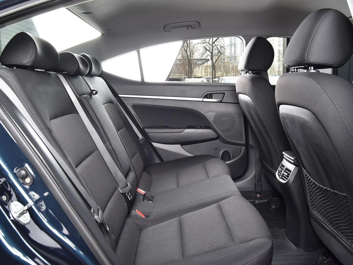 Hyundai Elantra 2019