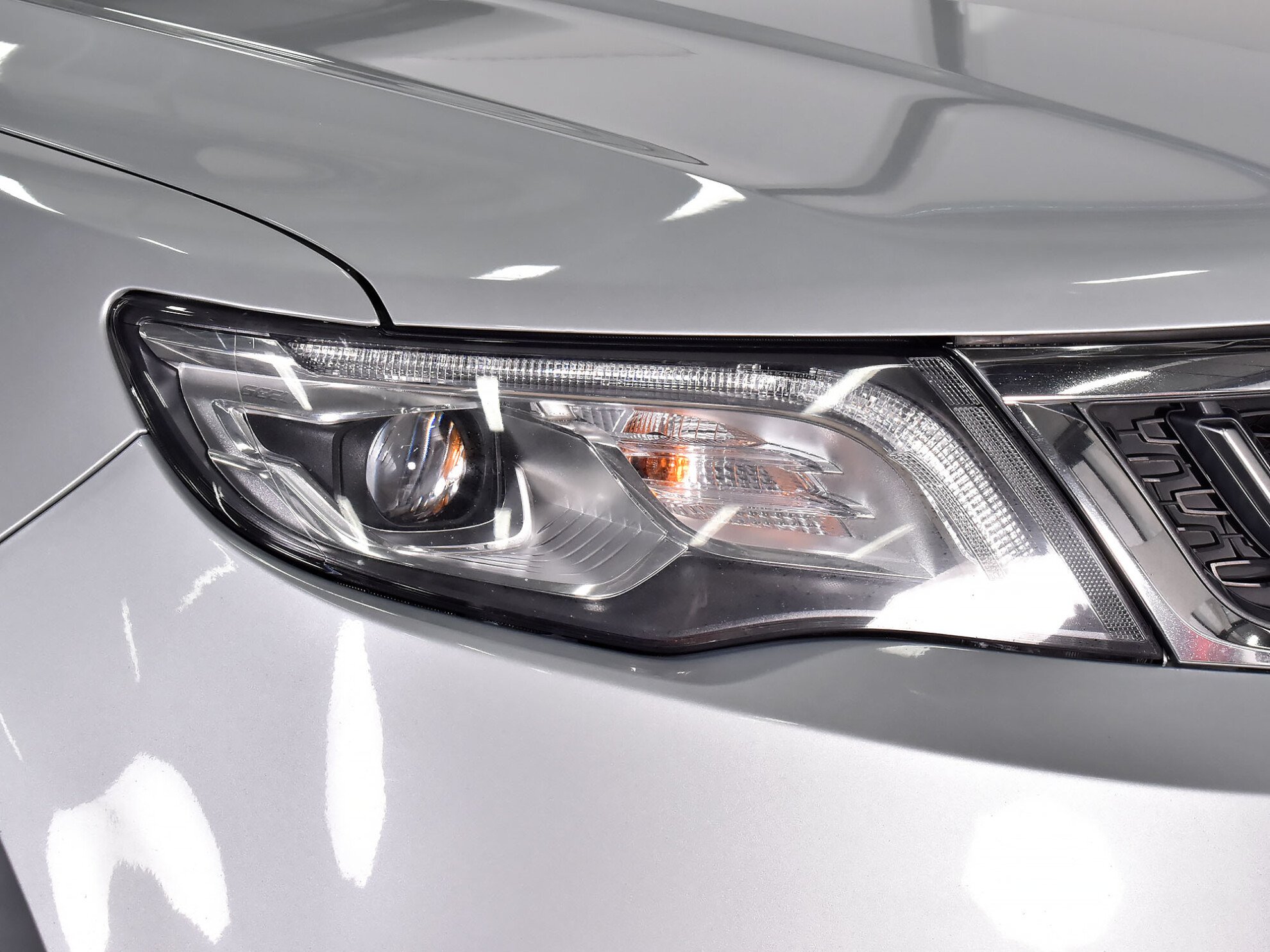 Geely Atlas 2019 Luxury LED + Yandex Auto