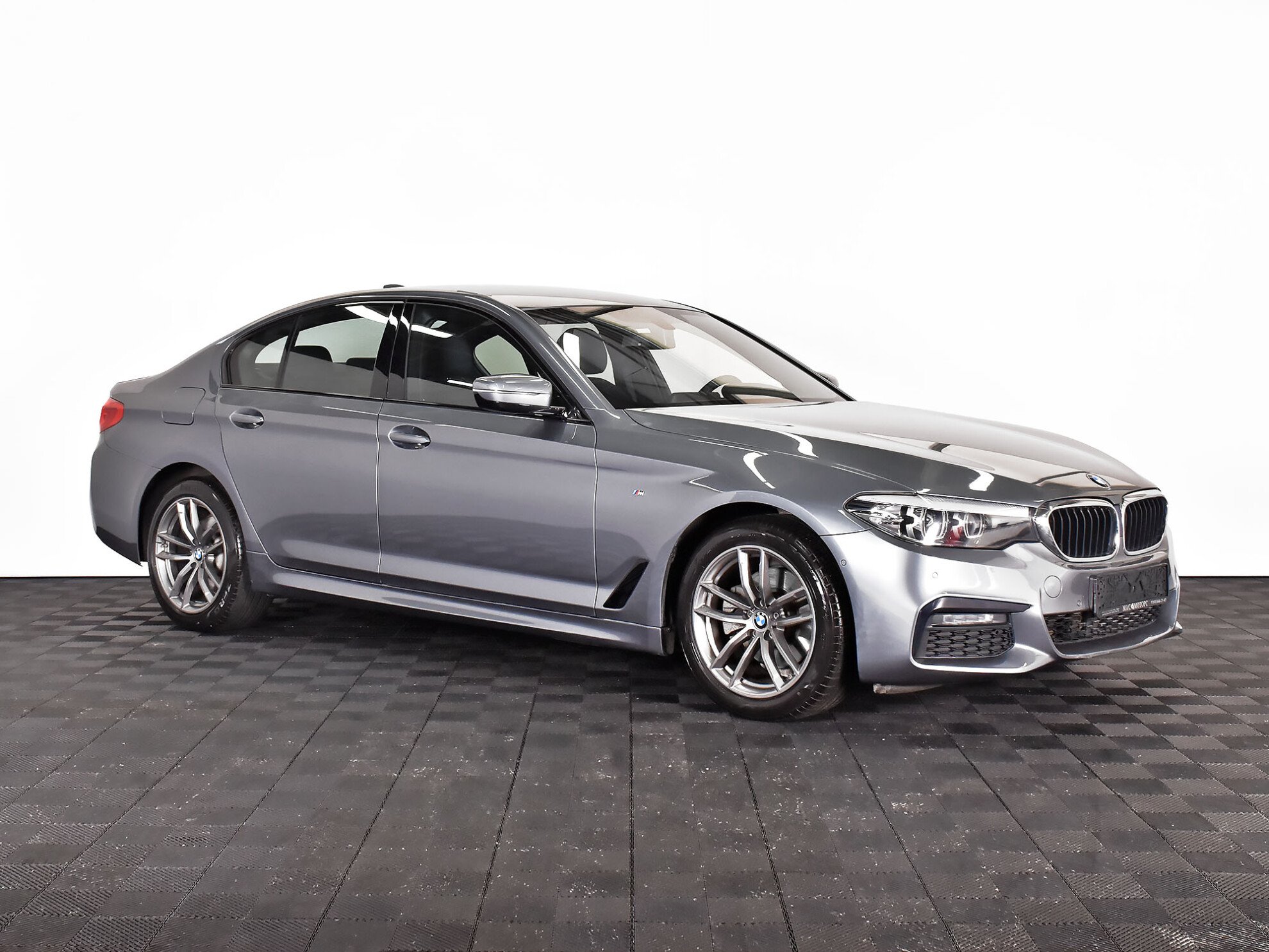 BMW 5 серии 2018 Comfort