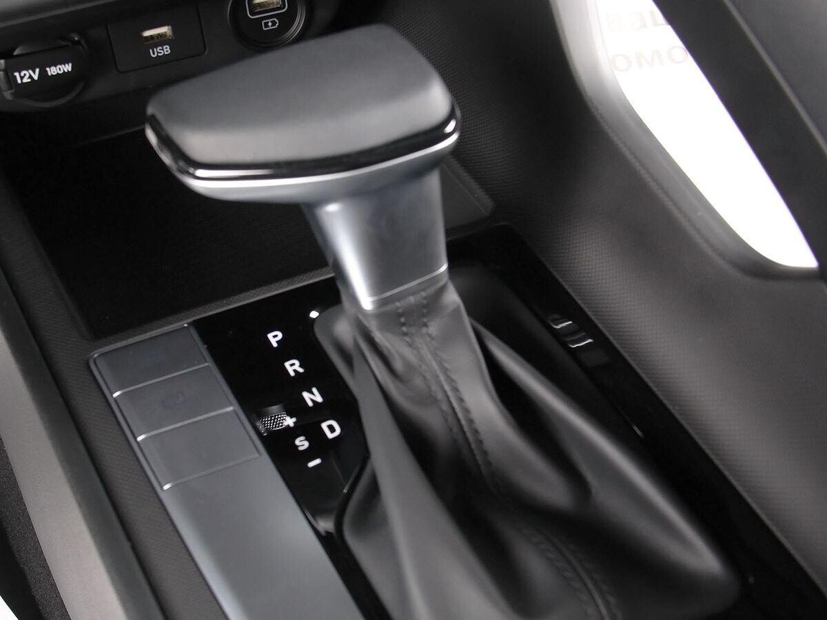 Hyundai Elantra 2021