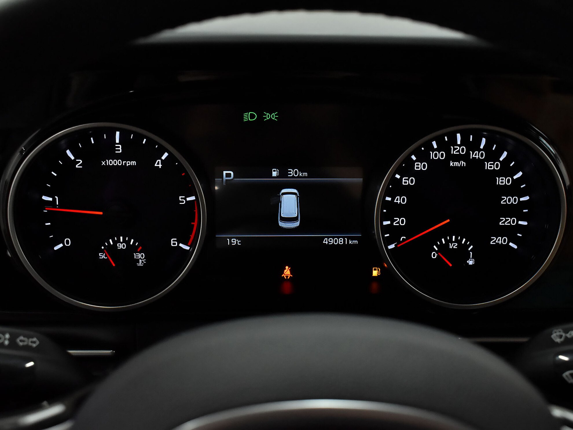 Kia Carnival 2021 Luxe (2021)