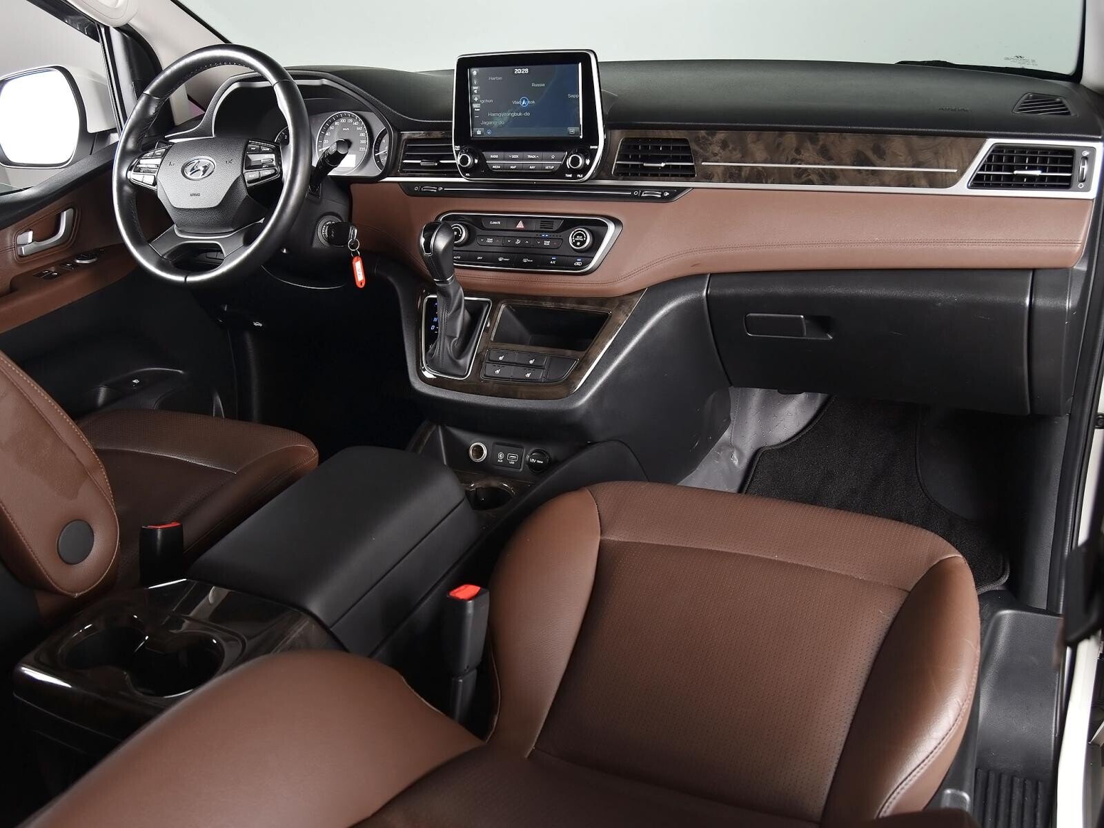 Hyundai Grand Starex 2018