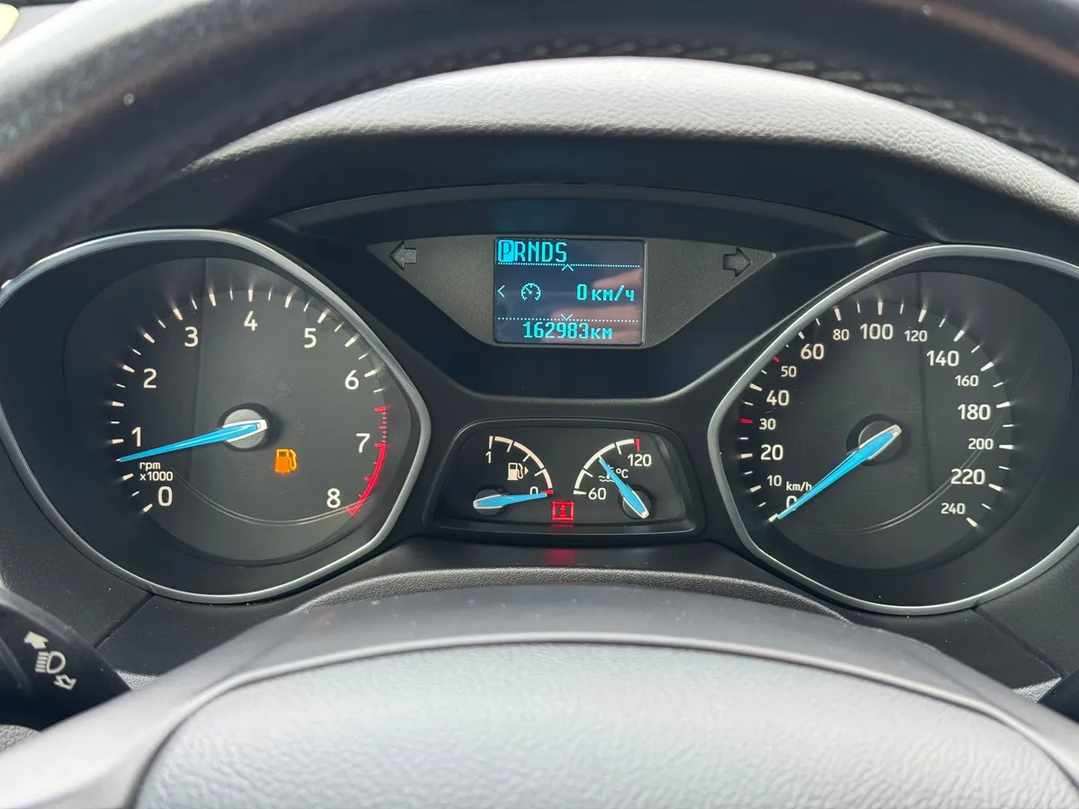 Ford Focus 2017 SYNC Edition