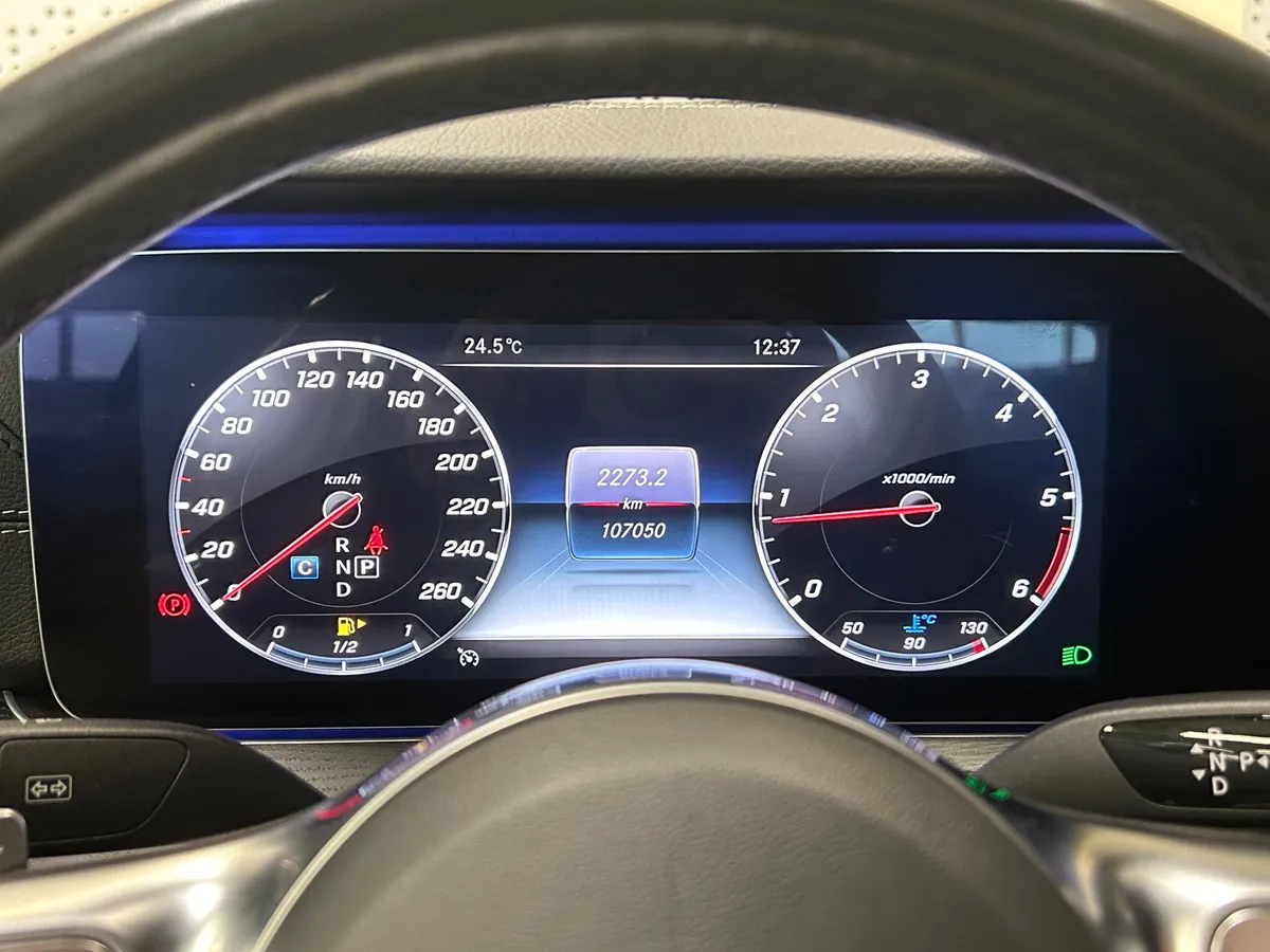 Mercedes-Benz E-Класс 2018 E 220 d 4MATIC Premium