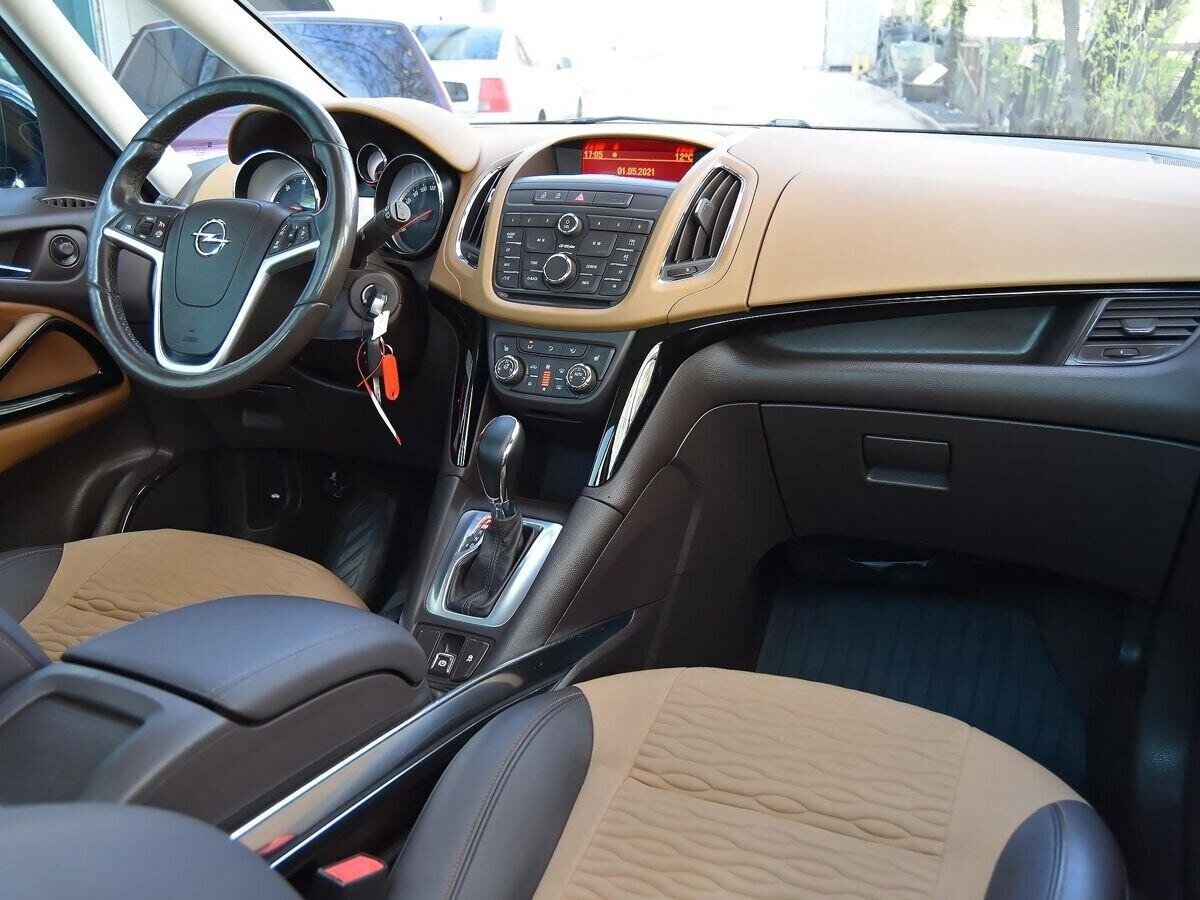 Opel Zafira 2013