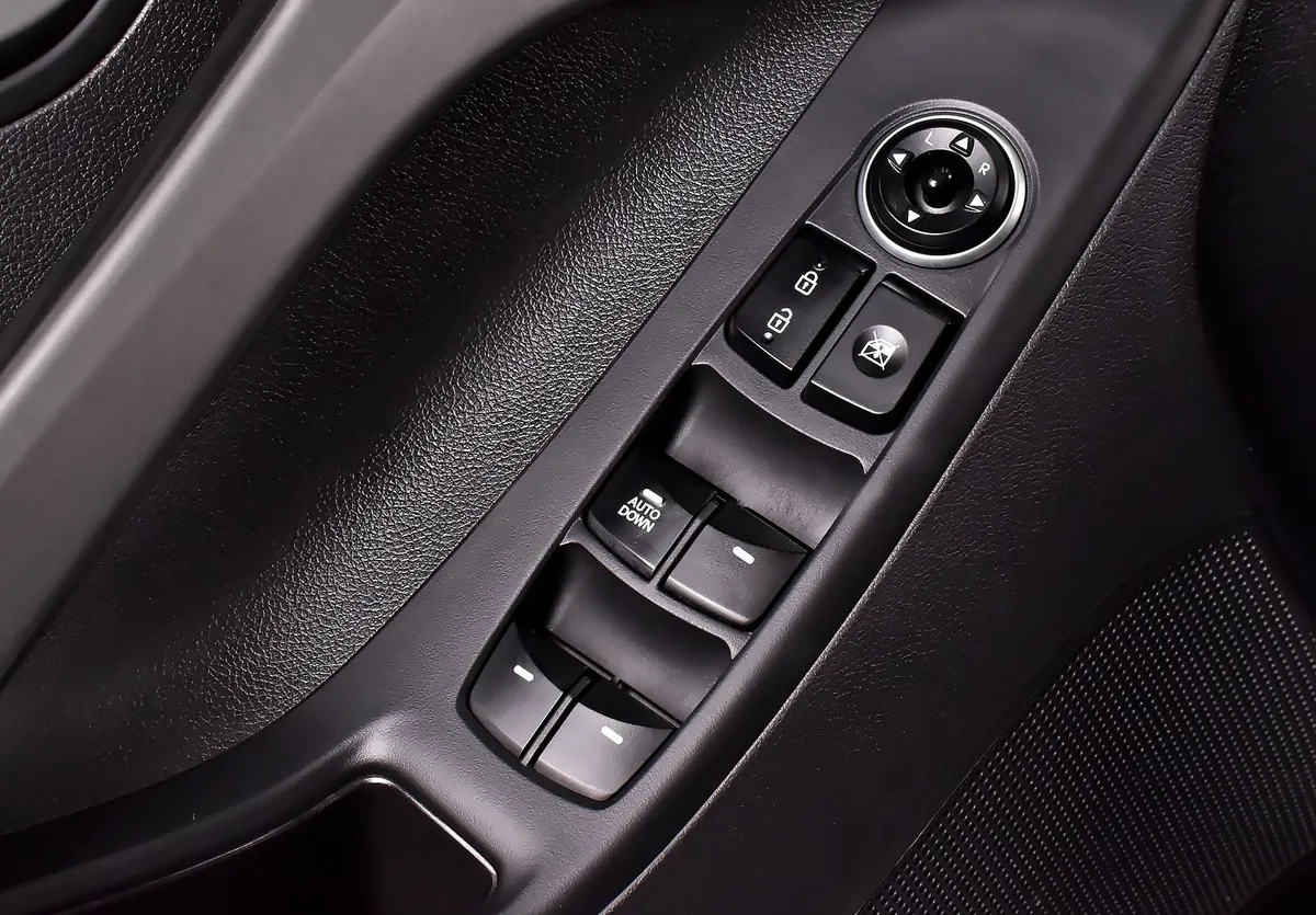 Hyundai Elantra 2015 Base (M813)