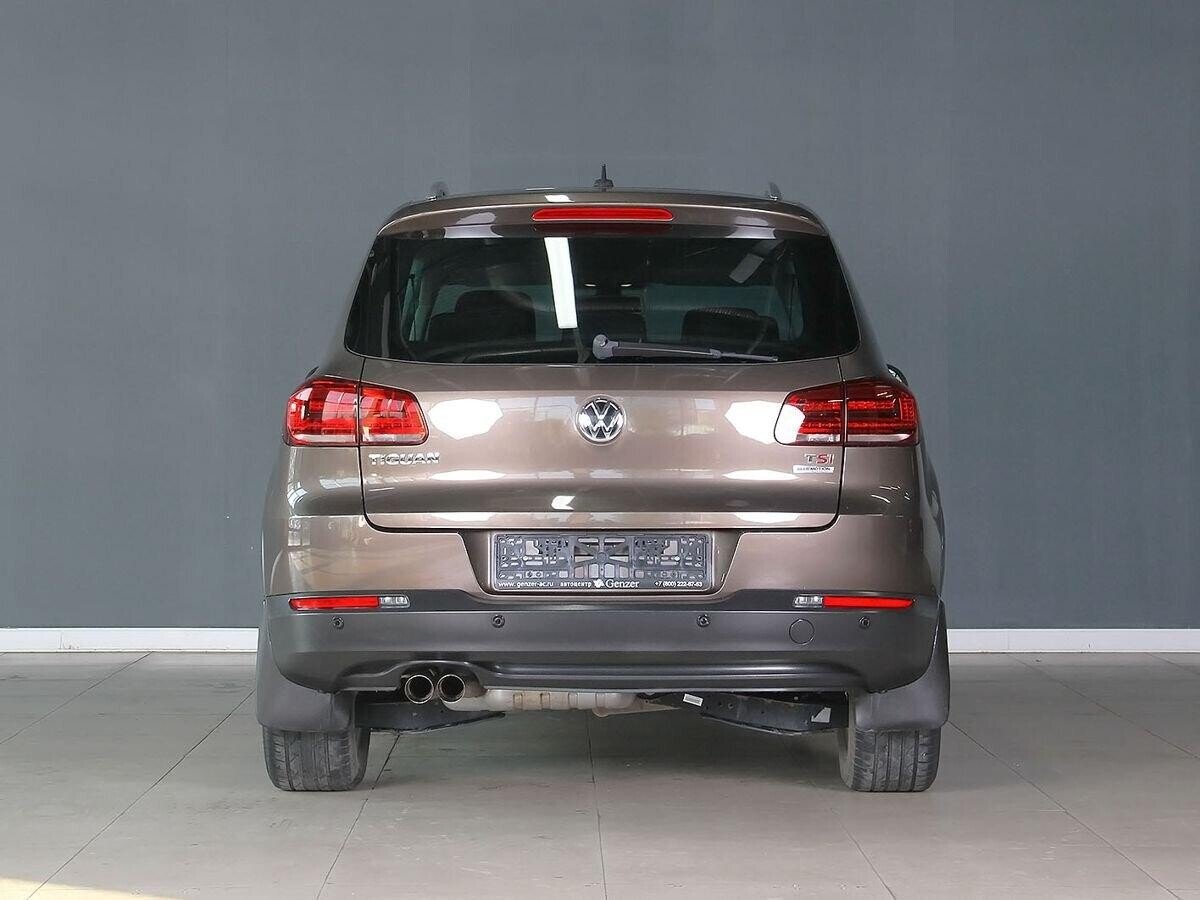 Volkswagen Tiguan 2015