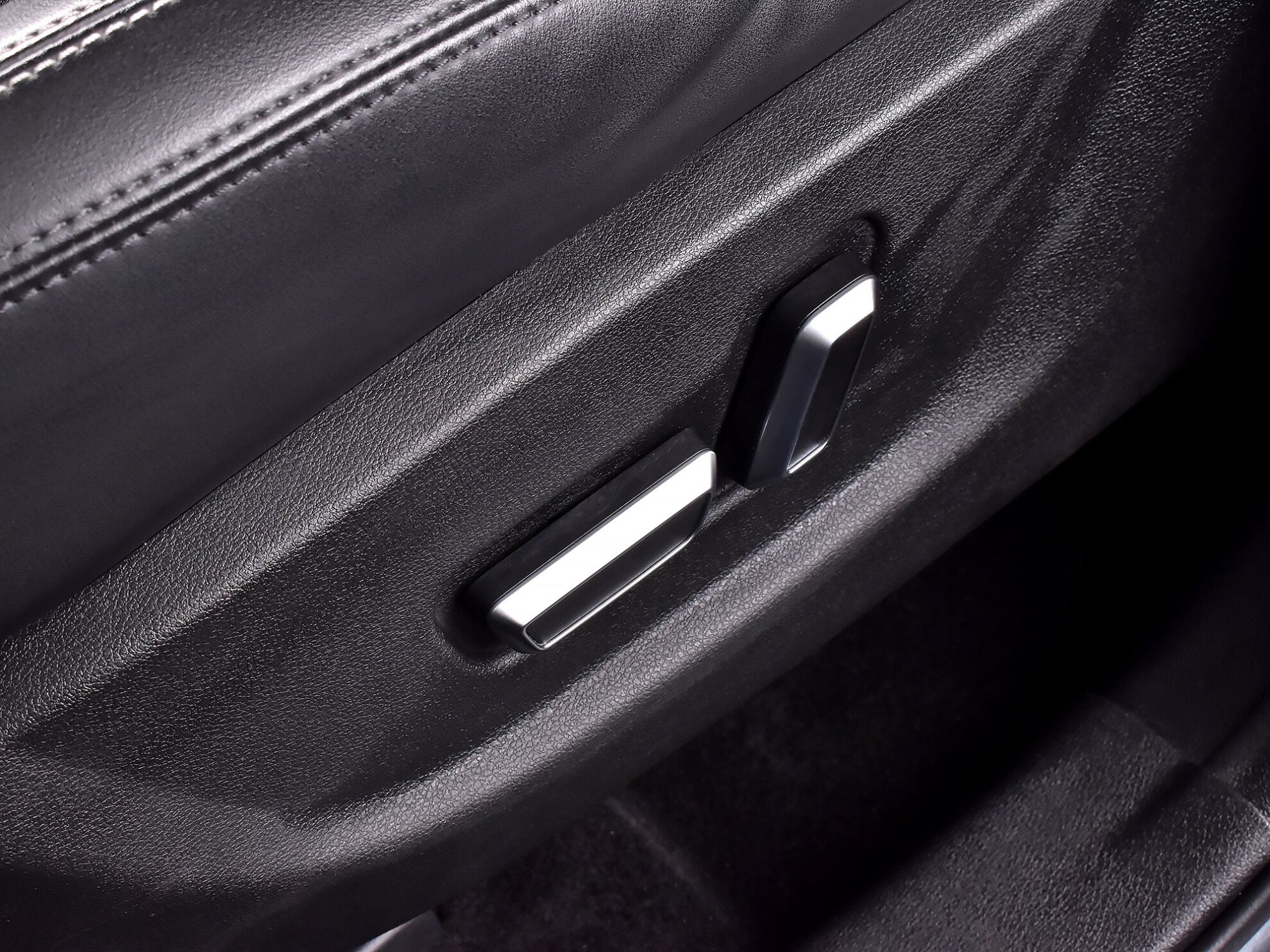 Geely Atlas 2020 Luxury LED + Yandex Auto