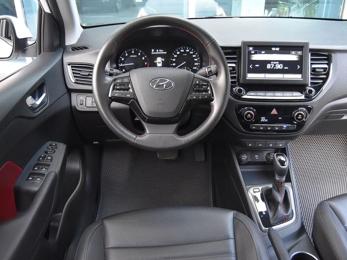 Hyundai Solaris 2020