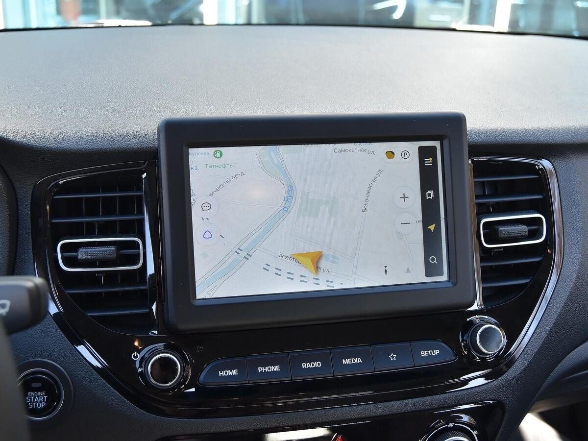 Hyundai Solaris 2021