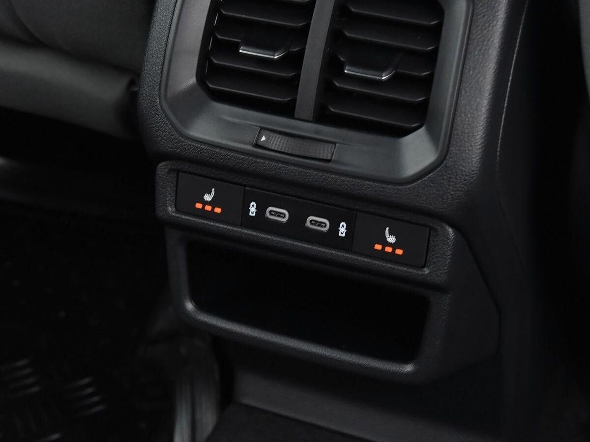 Volkswagen Taos 2021