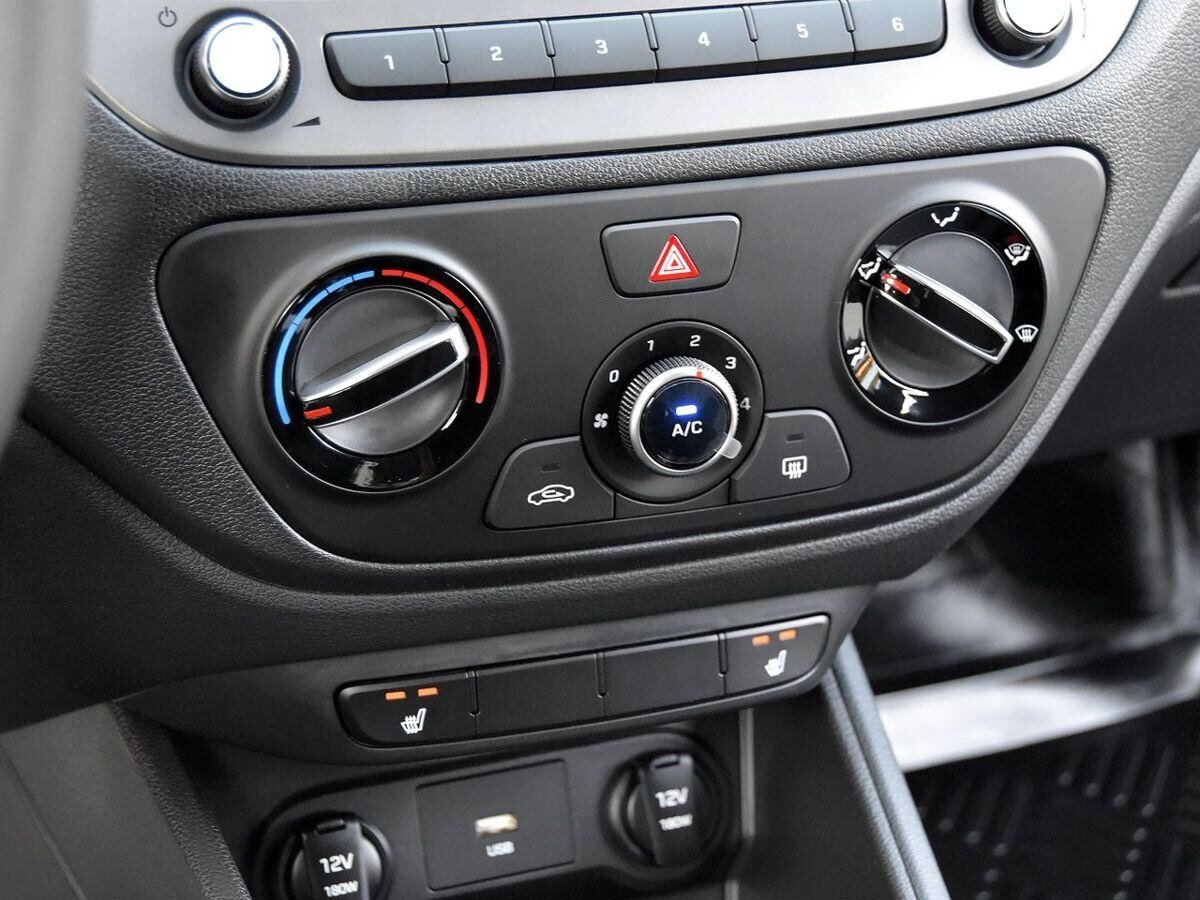 Hyundai Solaris 2021