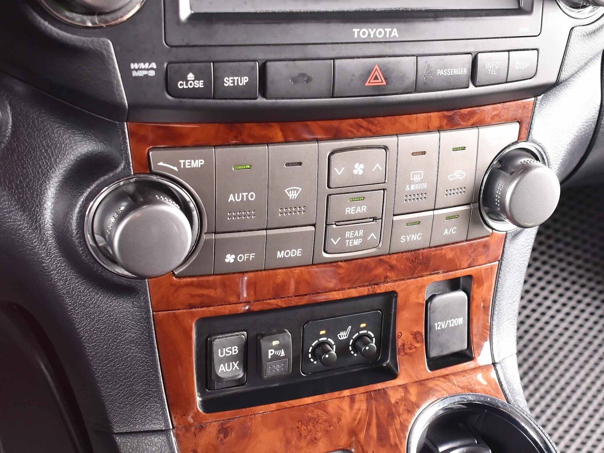 Toyota Highlander 2012 Люкс