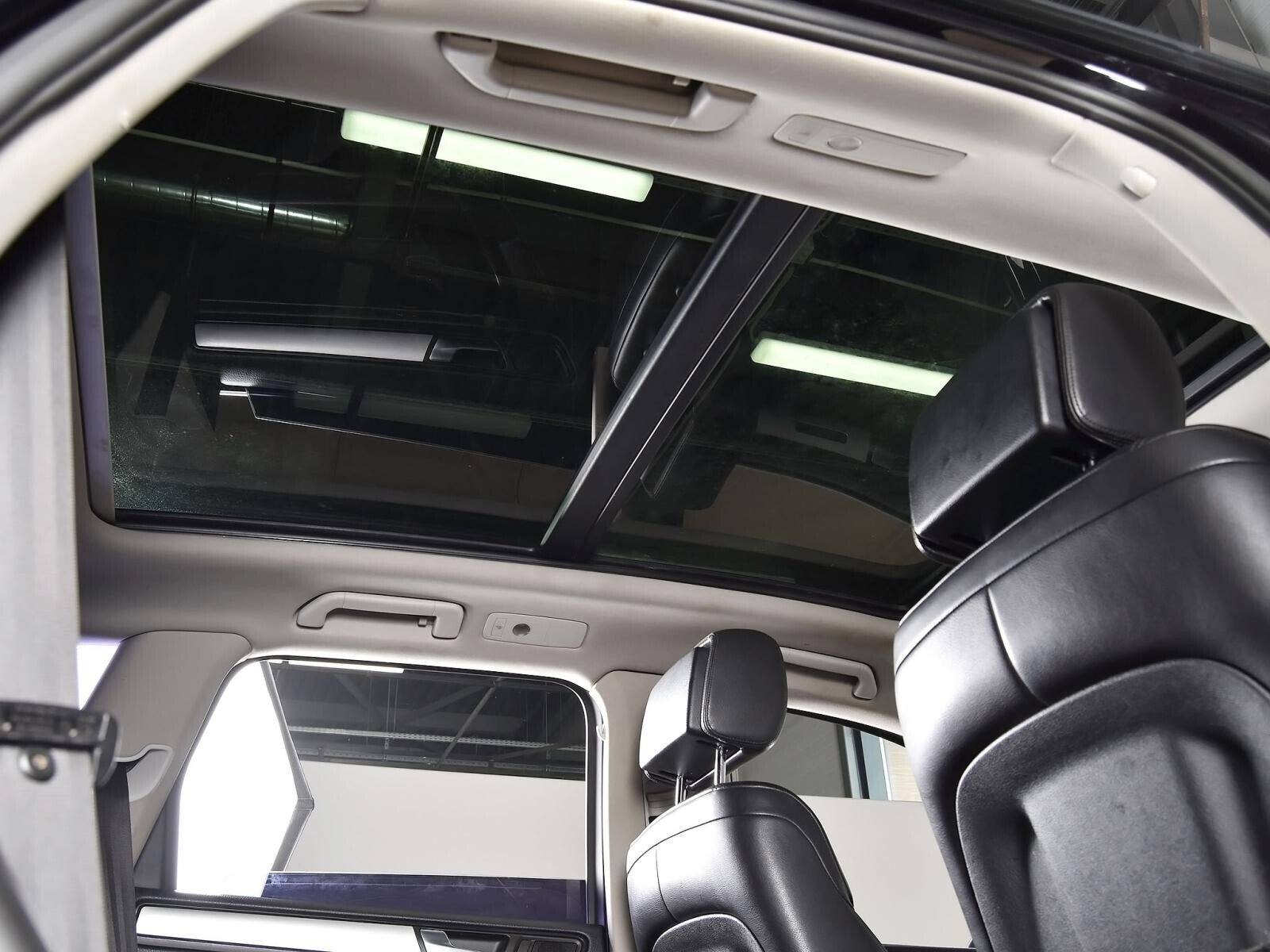 Volkswagen Touareg 2011