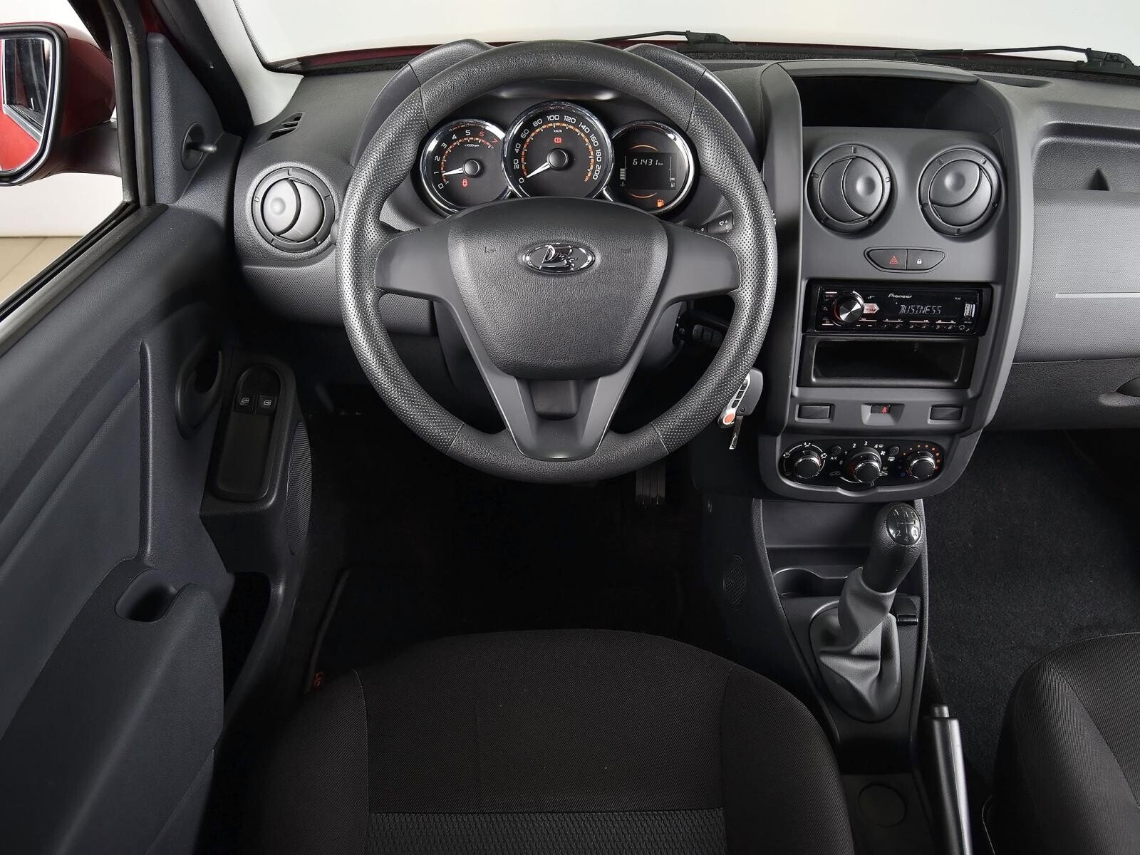 Lada Largus 2021