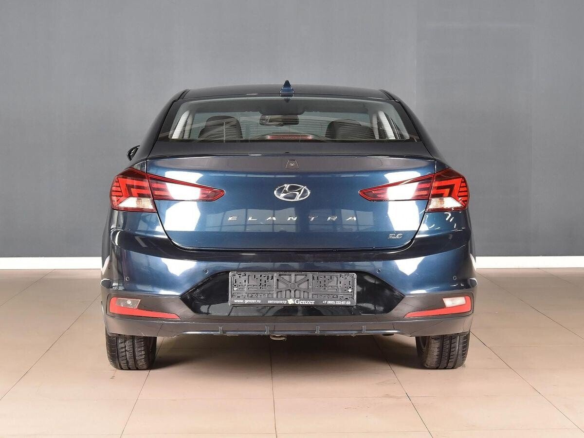 Hyundai Elantra 2019