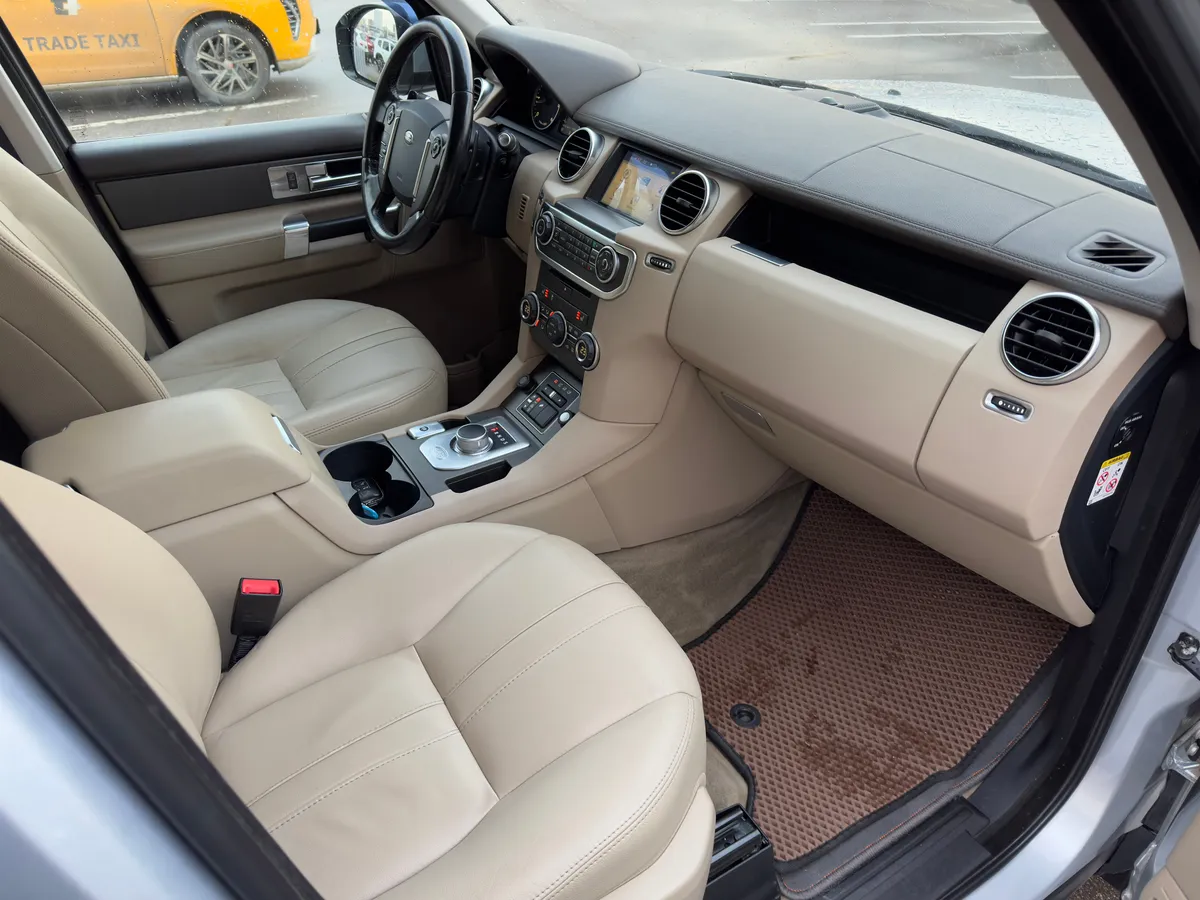Land Rover Discovery 2015